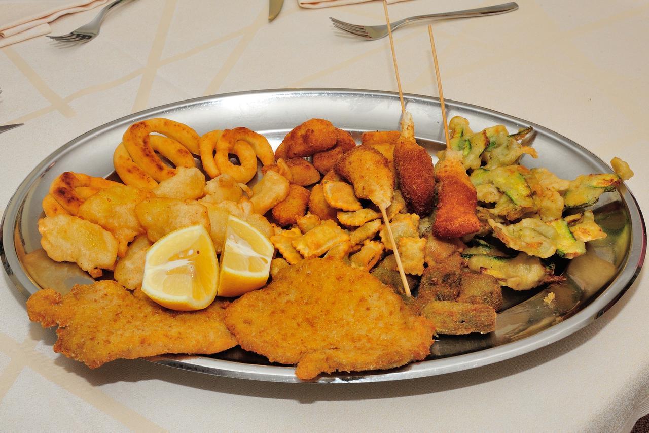 Affittacamere B&B Trattoria Della Posta Maissana Dış mekan fotoğraf